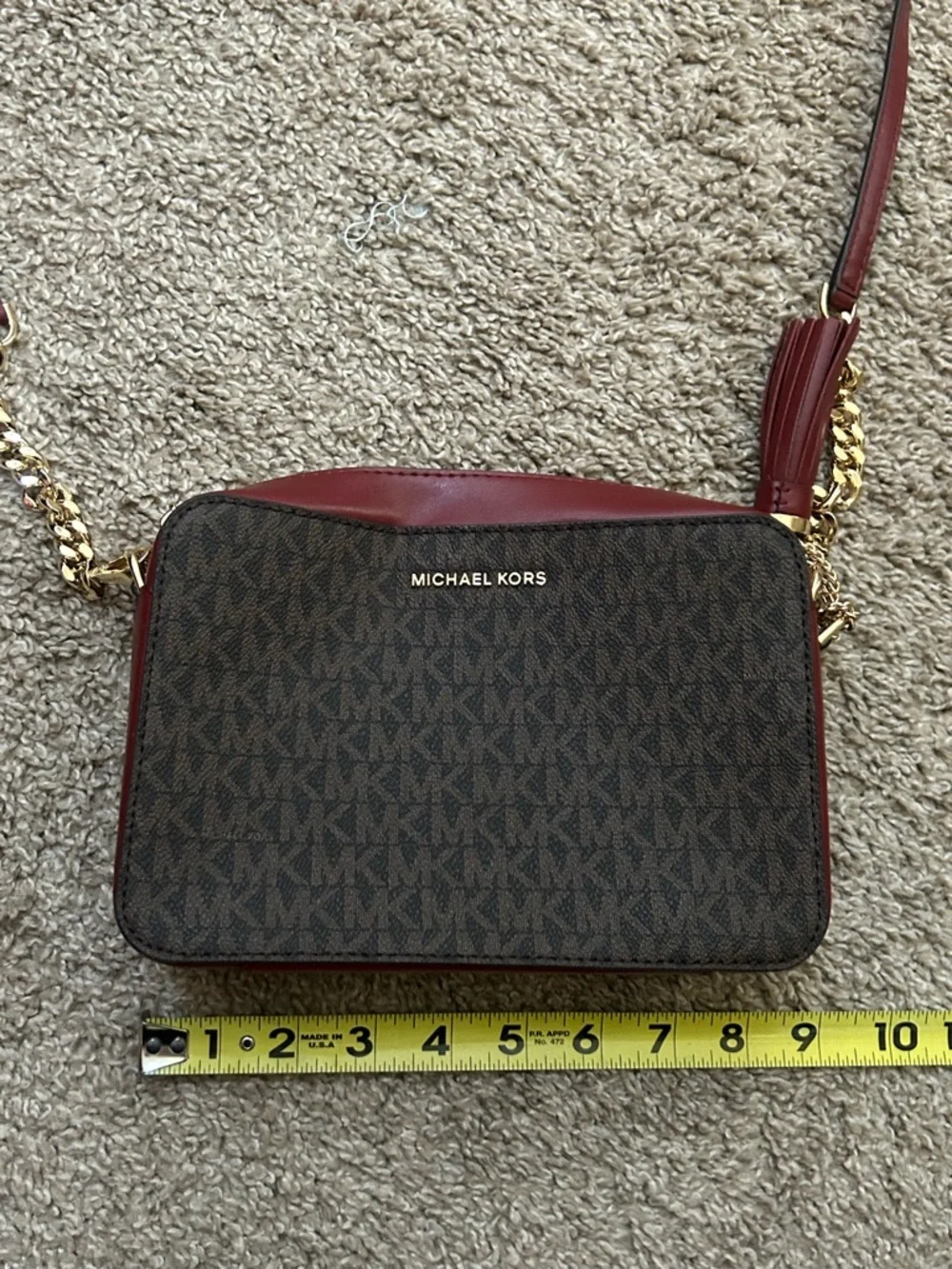 Michael Kors Jet Set Brandy Camera Signature Crossbody Bag Purse Chic‎ Casual